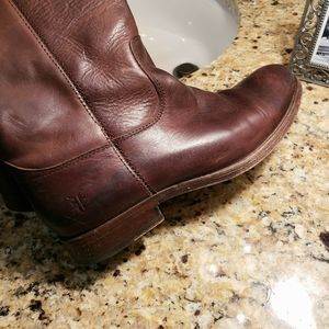 Frye Melissa Button Boot 6B, Dark Brown